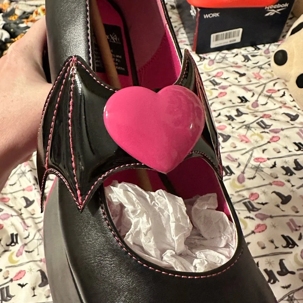 NWOB YRU Monster High Draculaura Deelite Heels - Picture 7 of 8